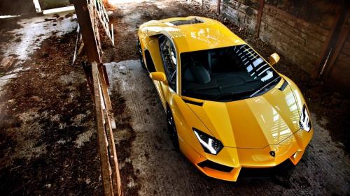 Yellow-Lamborghini-supercar-top-view_1920x1080